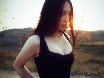 揭示：女性乳房10大标准形状