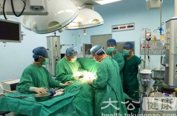 深圳航班20分钟响应微博求助 开生命通道送肺救人