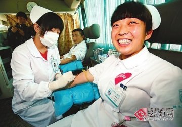 昆明“血荒”前所未有 一妇女手术被推迟6次