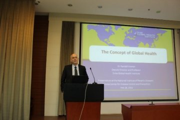 杜克大学全球卫生研究所Randall Kramer教授来寄生虫病所访问