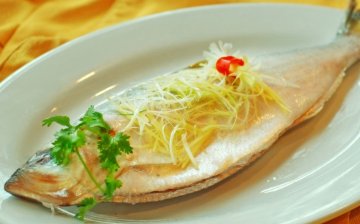 12种食物能赶走小毛病 常吃牛排防脱发
