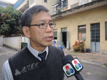 潘志明料明爱6成护士流失