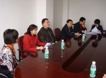 市局钟广静副局长到番禺区医疗器械经营企业集散地开展调研