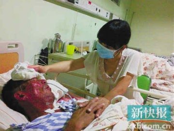 90后女孩签10年“卖身契”筹钱救患癌养父