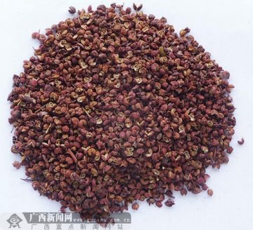 南宁玉林部分花椒掺假严重 百克中杂质超7成