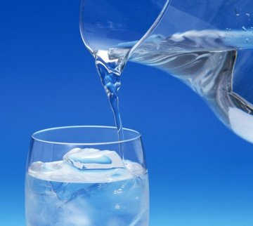 3.蜂蜜水紫云英蜜最佳