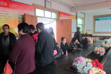 甘肃省中医院专家为甘谷先心性心脏病患儿开展义诊活动
