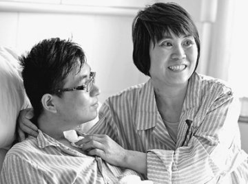 国内首例活体肝移植联合活体肾原位移植手术完成