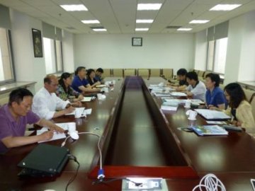 国家卫生和计划生育委员会疾控局结防处王维真处长一行来我中心考察
