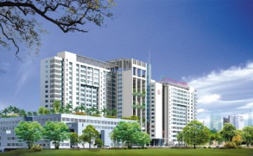与人民健康同行——昆明医学院第二附属医院建院五十五周年巡礼